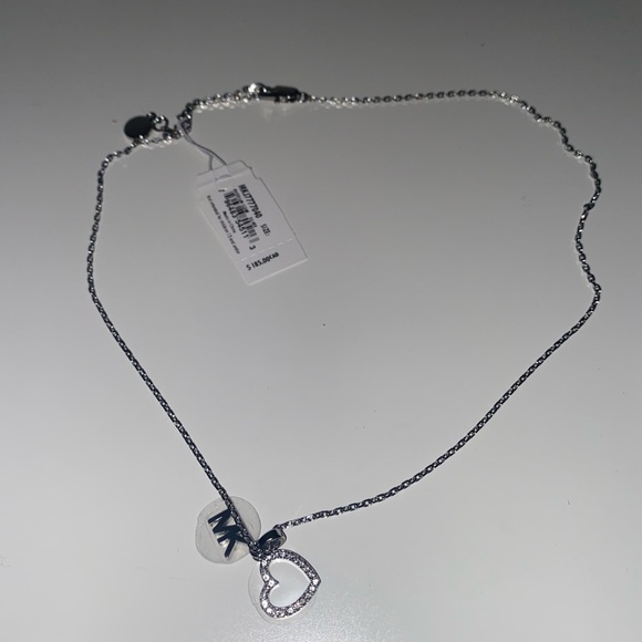 Michael Kors necklace - Picture 5 of 7